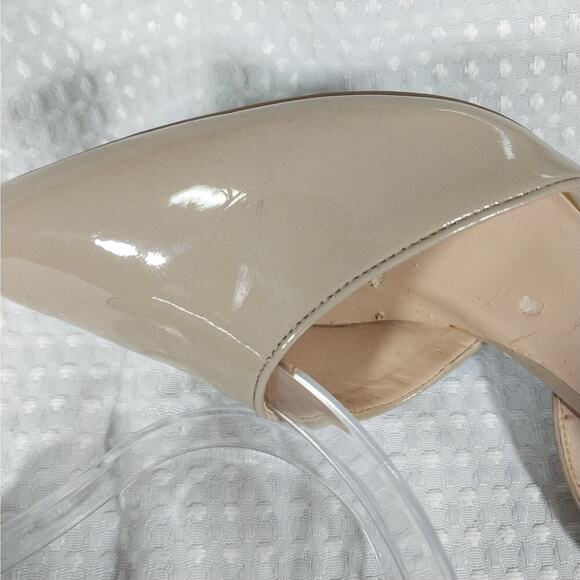 FRANCO SARTO! NUDE BEIGE/TAN PATENT LEATHER CUTAWAY SIDE PUMPS, HEELS! SZ 9M - Picture 10 of 11